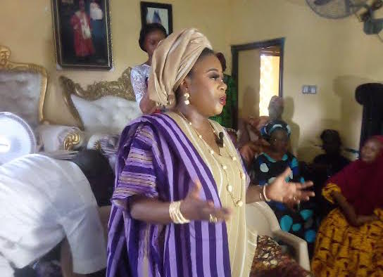 Female aspirant joins Osun guber race