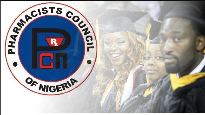 PCN Inducts 117 Madonna Pharmacy Graduates