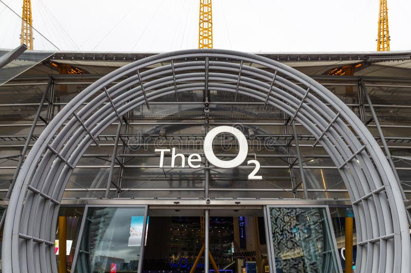 Travel Hub with Okorie Uguru: Shop, wine, dine, play in Londons O2 Arena